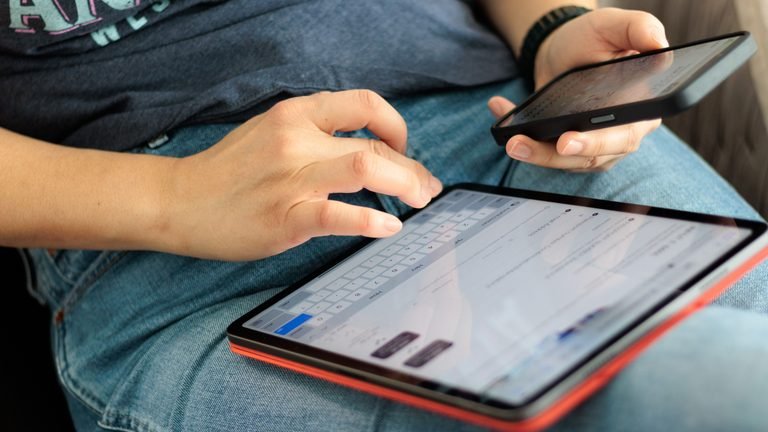 Why Do We Find It Easier to Confess Online Than in Person?